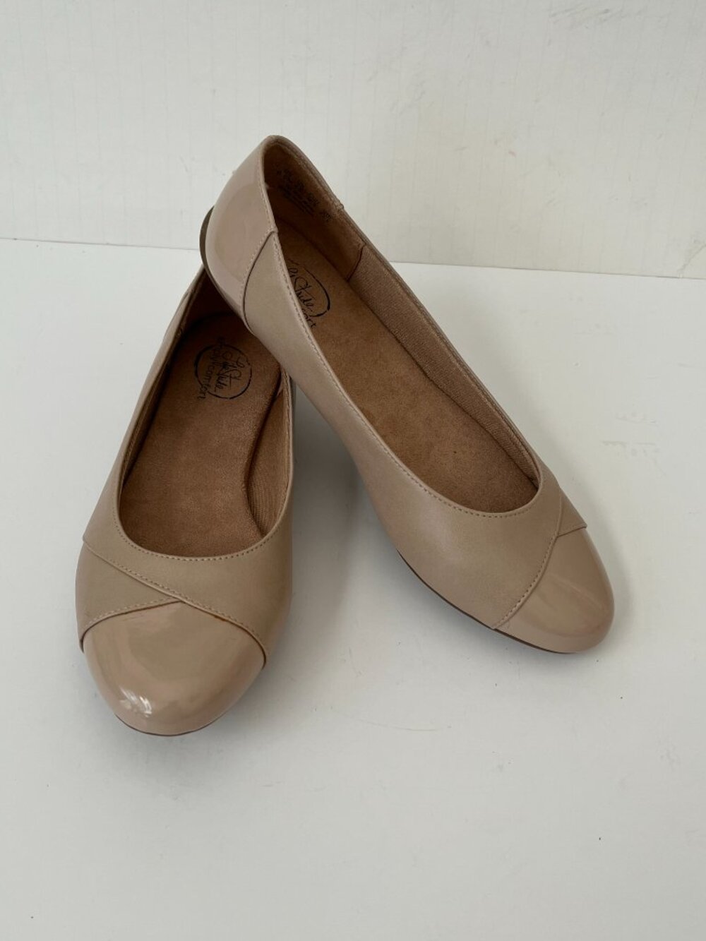 Life Stride Sabrina Tan Ballet Flats Comfort Driving Shoes Women's Size 6.5M EUC